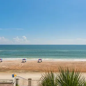 oceanfront-breeze-condo-daytona-beach-1br-1ba-sleeps-up-to-6-2.thedaytonabeachhotels.com/